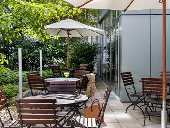 Ibis West Hotel 2*