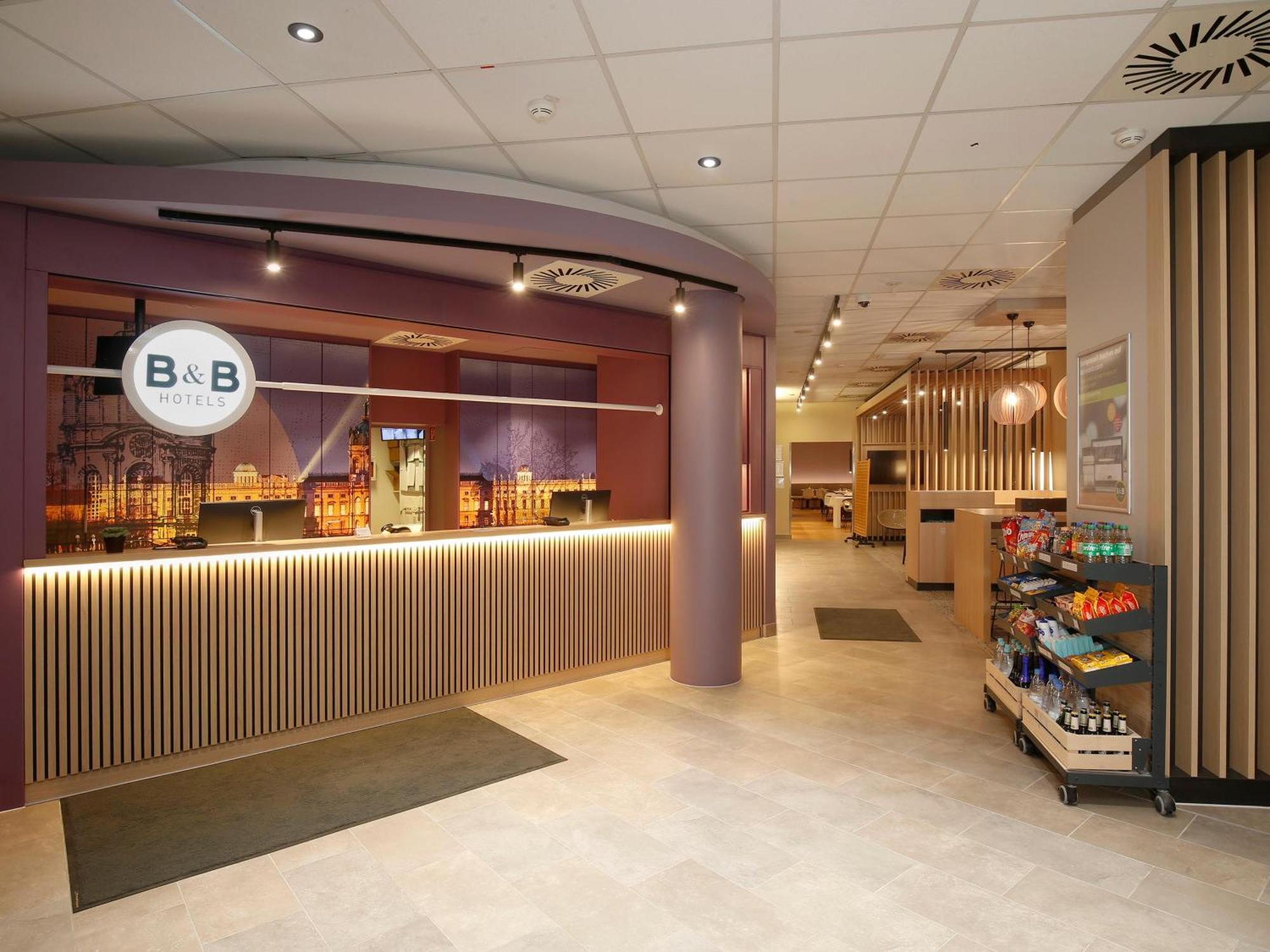 Ibis West